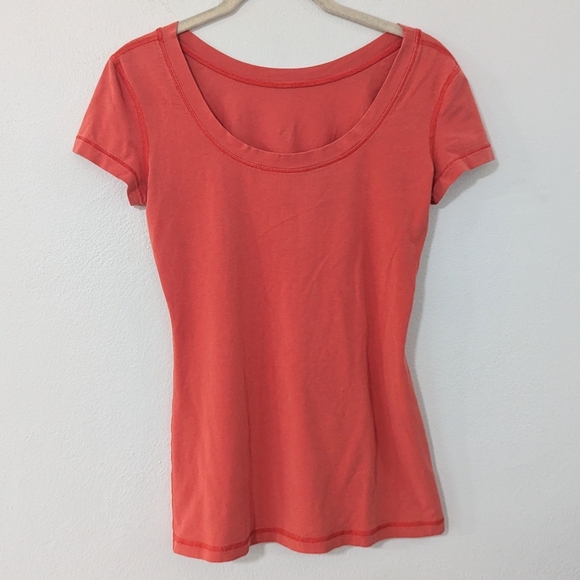Lululemon Scoop Neck Short Sleeve T Shirt Pullover Top Coral Size 8 - Picture 1 of 6